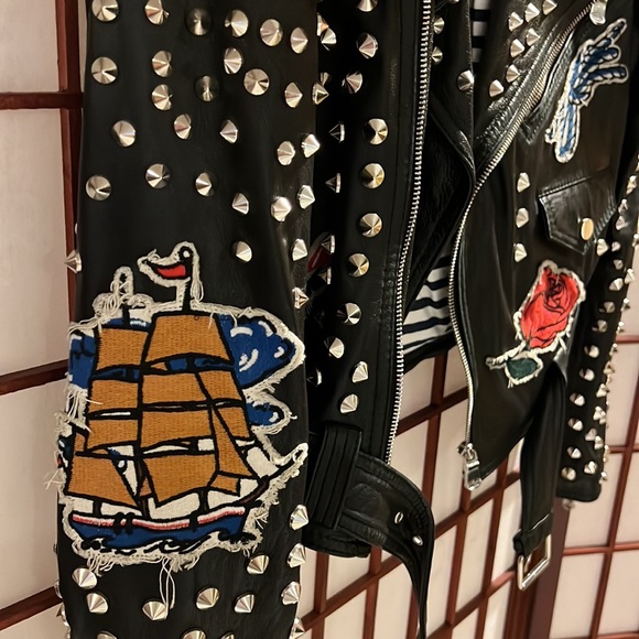 Special edition Zara womens jacket ❤️‍🔥 - Picture 3 of 15